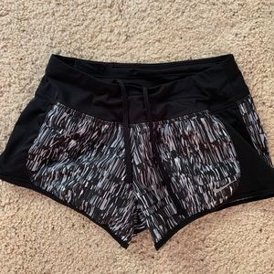 Women’s Nike running shorts size xs